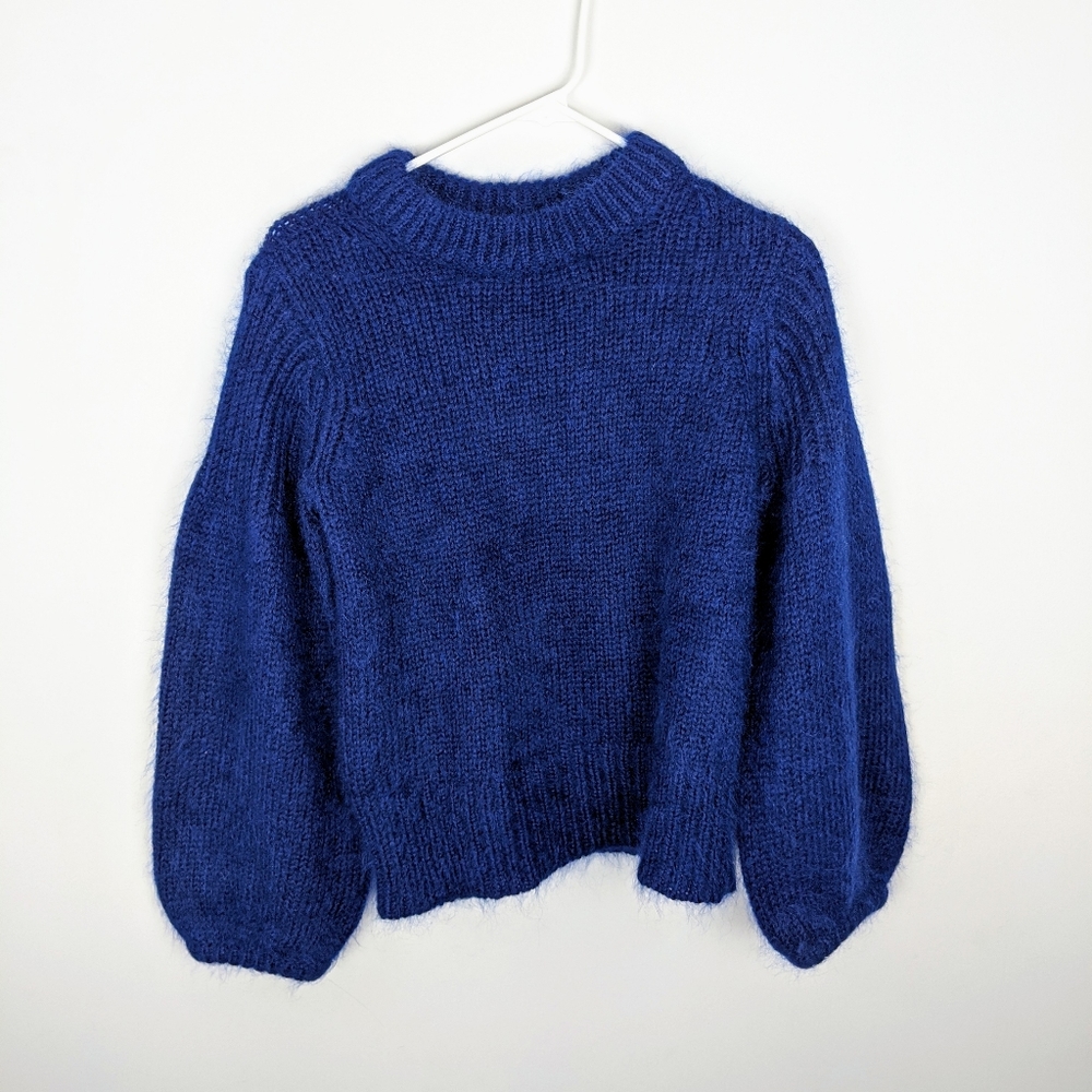 NEW Club Monaco Mohair lantern sleeve Sweater warm